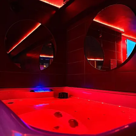 La Loveroom By Sunnyroom * Περπινιάν